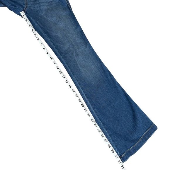 SPANX Denim Pull On Bell Bottom Jeans 20456Q Size Medium - Picture 3 of 7